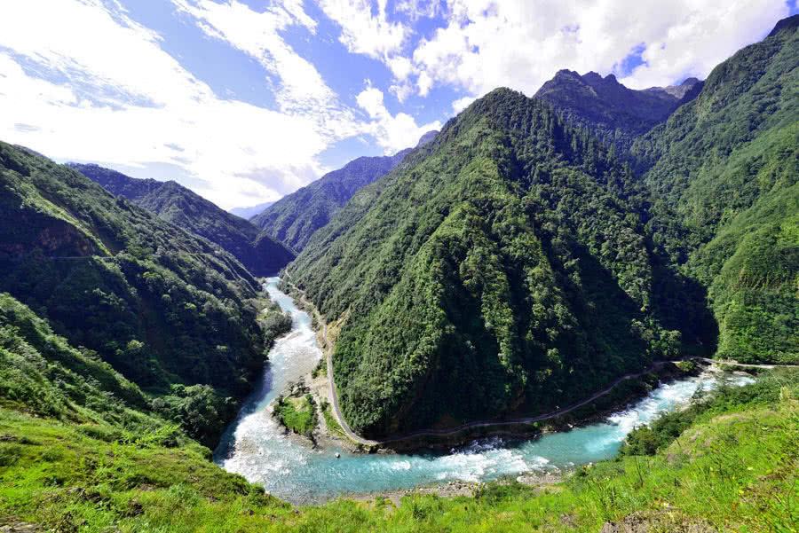 赫赫有名的“没良心炮”有多牛?2炮打过去,敌人30分钟没敢动